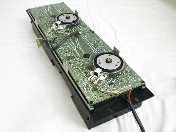 Denon DN-D9000 - remote unit - inside